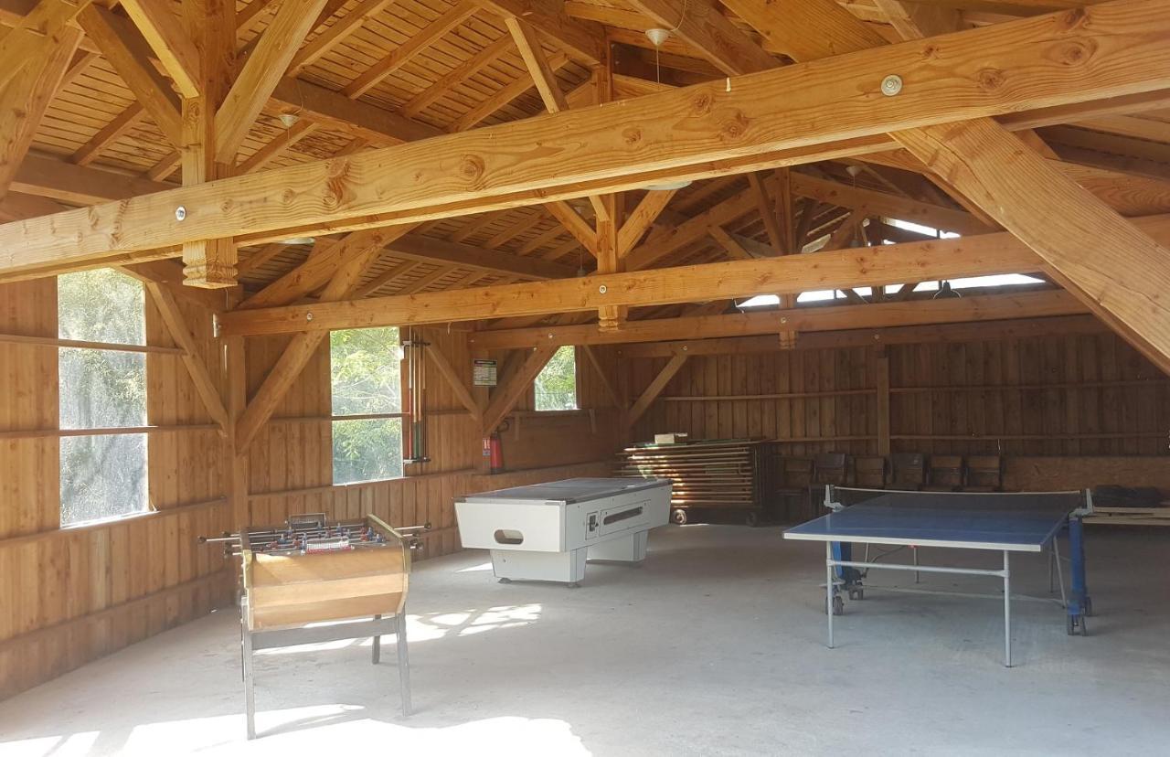 Camping De La Chagnee Saint-Aubin-le-Cloud 외부 사진