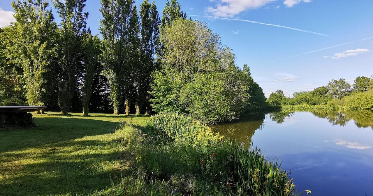 Camping De La Chagnee Saint-Aubin-le-Cloud 외부 사진