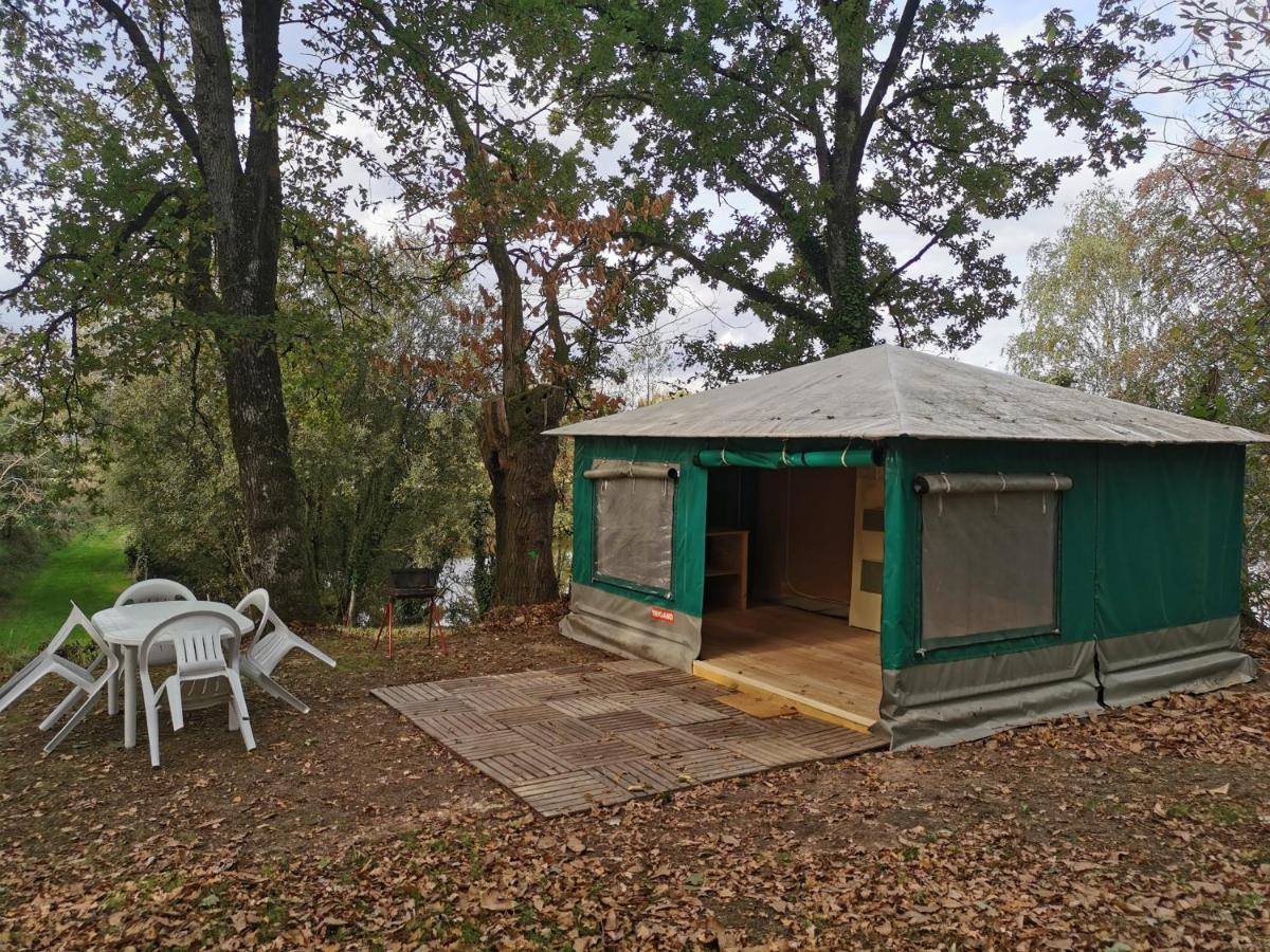 Camping De La Chagnee Saint-Aubin-le-Cloud 외부 사진